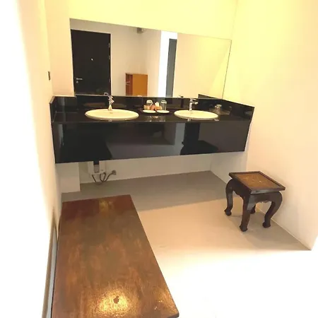 Rockstar Beach Apartments Bang Rak Beach  Exterior photo